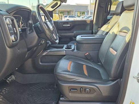 Used 2021 GMC Sierra 1500 AT4 w/ AT4 Premium Package image 6
