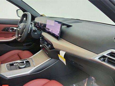 Used 2025 BMW 330i xDrive Sedan image 21