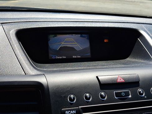 Used 2016 Honda CR-V LX image 24