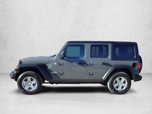 Used 2020 Jeep Wrangler Unlimited Sport S AWD/4WD image 2