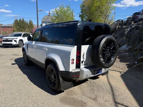 Used 2022 Land Rover Defender 110 AWD/4WD image 4