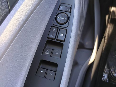 Used 2020 Hyundai Tucson SE w/ Cargo Package image 20