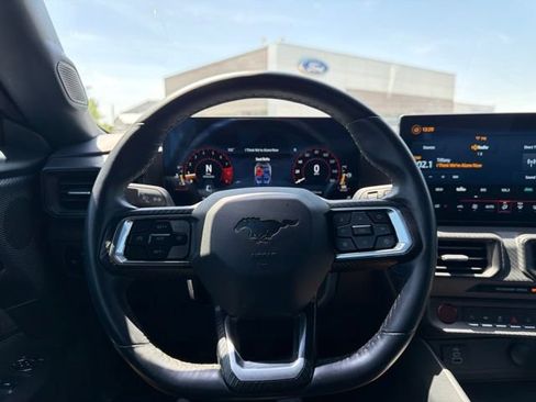 Used 2024 Ford Mustang GT RWD image 9