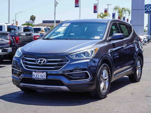 Used 2017 Hyundai Santa Fe Sport FWD image 4