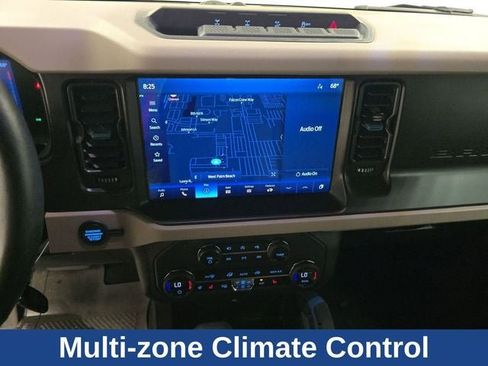 Used 2023 Ford Bronco Wildtrak image 18