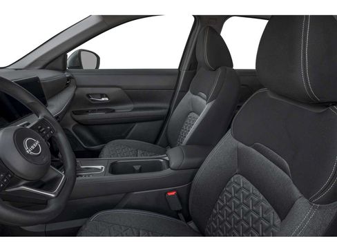 Used 2025 Nissan Kicks SV FWD image 6