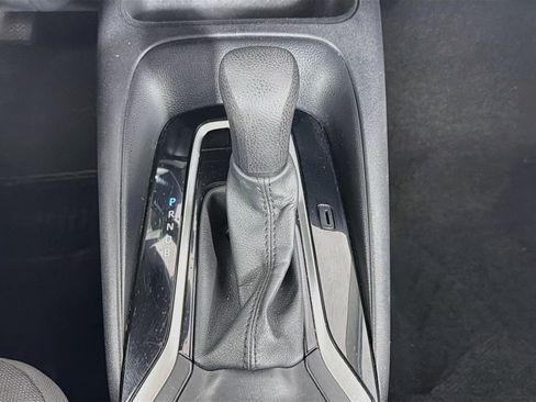 Used 2024 Toyota Corolla LE FWD image 24