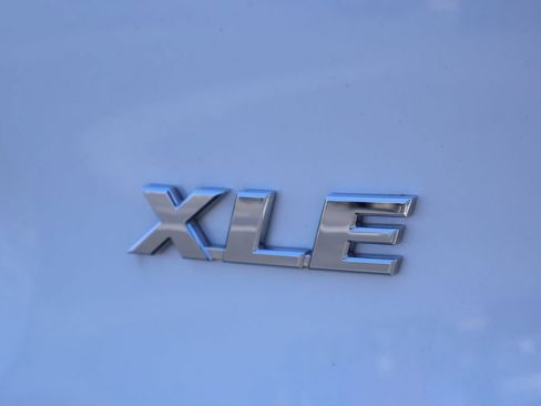 Certified 2025 Toyota RAV4 XLE Premium image 9