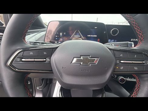 New 2025 Chevrolet Equinox EV RS image 13