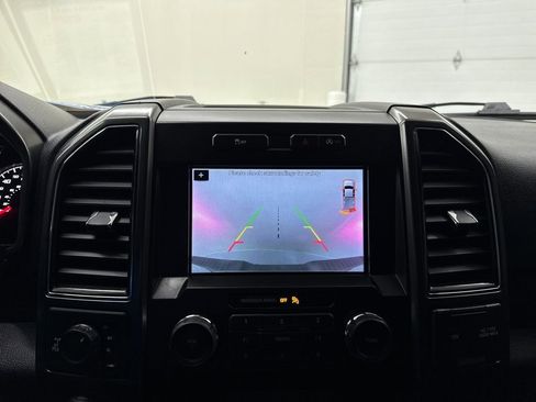 Used 2019 Ford F150 XLT w/ Equipment Group 302A Luxury image 18