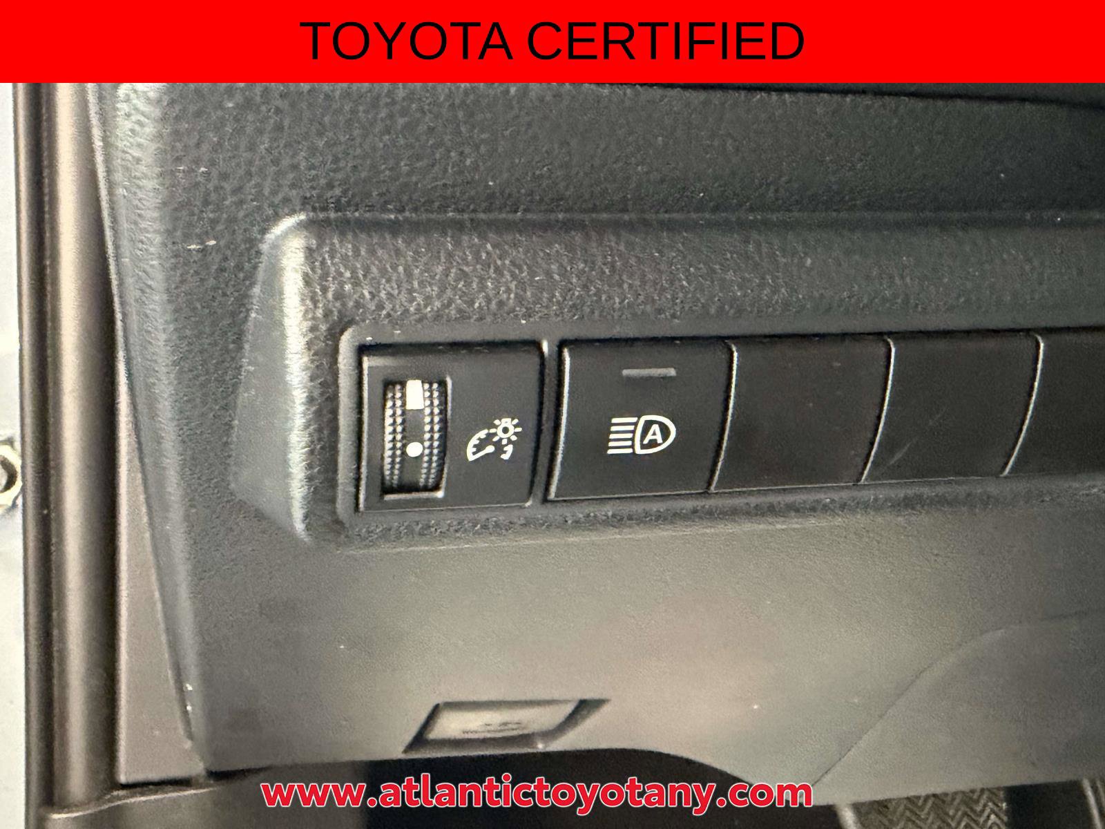 Certified 2024 Toyota Corolla LE FWD image 22
