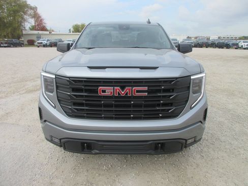 New 2026 GMC Sierra 1500 Elevation image 12