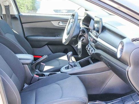 Used 2021 Kia Forte Sedan image 14