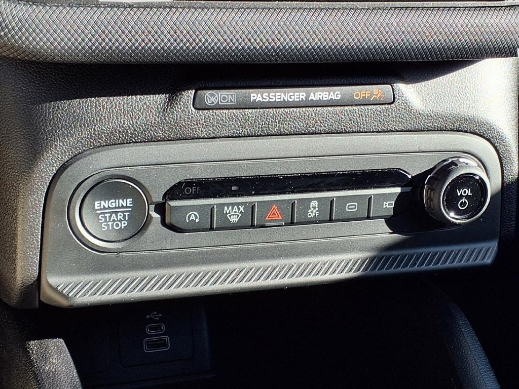 Used 2025 Ford Bronco Sport Big Bend AWD/4WD image 11
