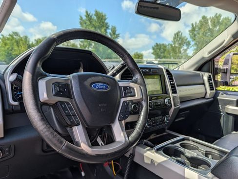 Used 2019 Ford F350 Lariat AWD/4WD image 26