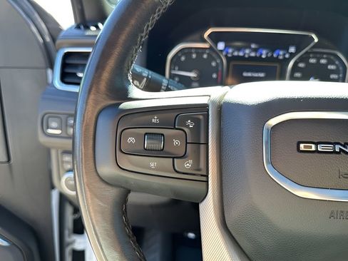 Used 2021 GMC Yukon Denali image 31