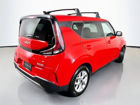 Certified 2023 Kia Soul LX w/ LX Technology Package image 7