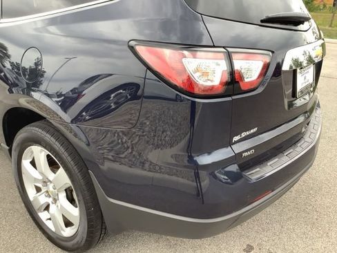 Used 2016 Chevrolet Traverse LT w/ Style and Technology Package AWD/4WD image 32