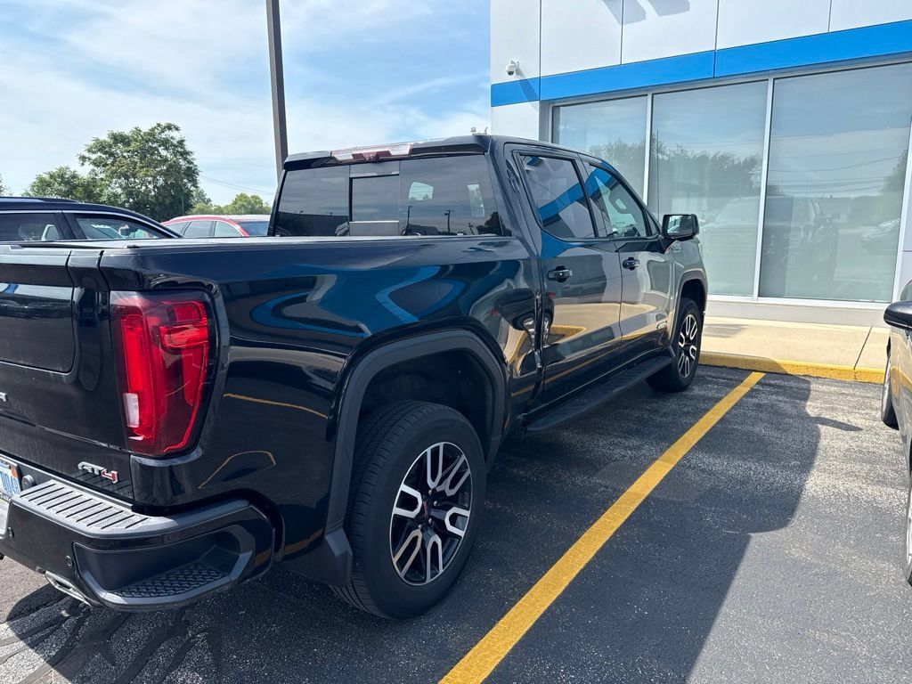 Used 2021 GMC Sierra 1500 AT4 w/ AT4 Premium Package AWD/4WD image 4