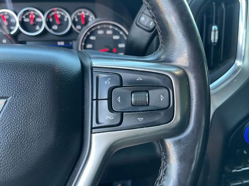 Used 2022 Chevrolet Silverado 2500 LT w/ Convenience Package image 30