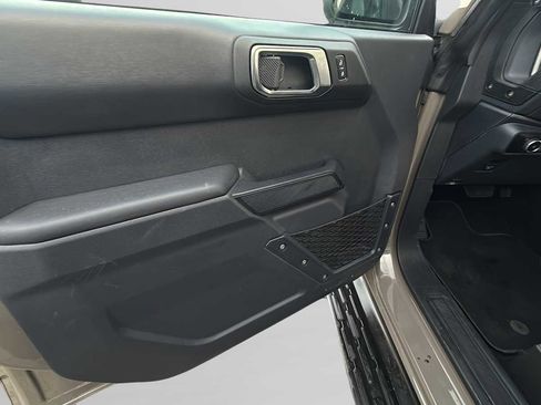 Used 2025 Ford Bronco Outer Banks image 22