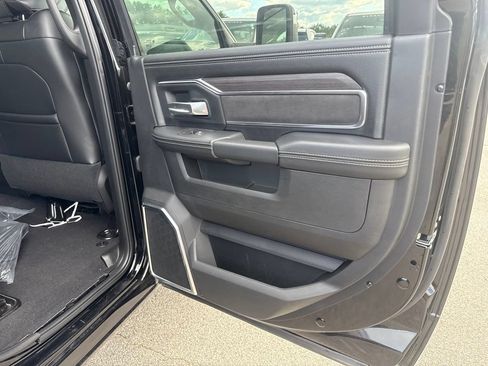 New 2026 RAM 2500 Laramie w/ Night Edition AWD/4WD image 26
