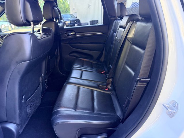 Used 2020 Jeep Grand Cherokee High Altitude AWD/4WD image 17
