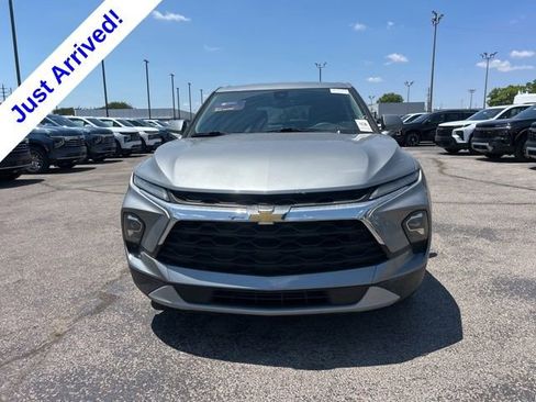 Used 2023 Chevrolet Blazer LT FWD image 8