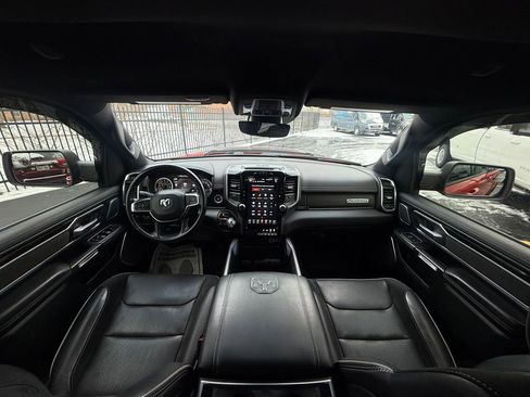 Used 2021 RAM 1500 Laramie w/ Night Edition image 11