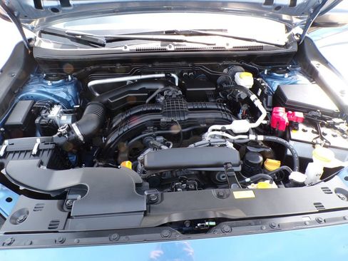 Used 2024 Subaru Crosstrek 2.0i Premium image 31