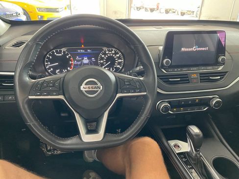 Used 2022 Nissan Altima 2.5 SR image 29