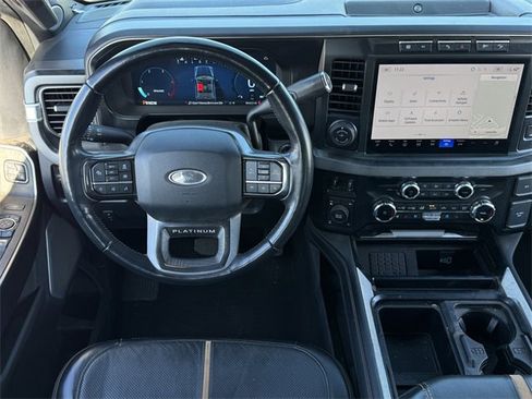 Used 2024 Ford F250 Platinum image 10