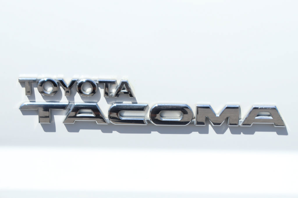 Used 2011 Toyota Tacoma 4x4 Double Cab w/ SR5 Pkg #2 w/JBL Audio image 45