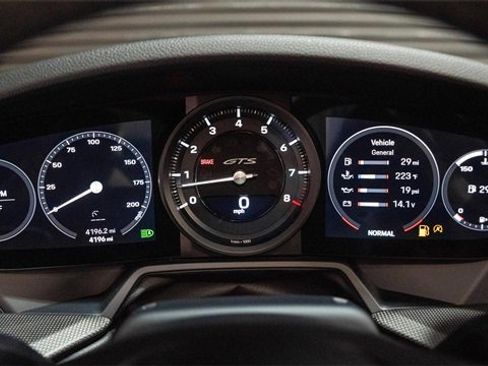 Used 2024 Porsche 911 Targa 4 GTS image 7