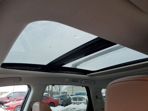 Used 2022 Nissan Pathfinder Platinum w/ Cargo Package image 15