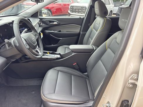 New 2026 Chevrolet Trax ACTIV w/ Driver Confidence Package FWD image 14