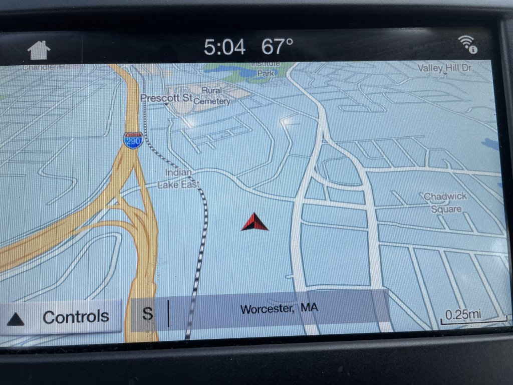 Used 2017 Ford Fusion SE w/ Fusion SE Technology Package FWD image 19