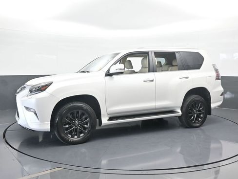 Used 2023 Lexus GX 460 Premium image 2