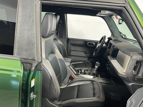Used 2025 Ford Bronco Outer Banks image 31