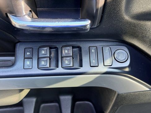 Used 2017 Chevrolet Silverado 1500 LT w/ All Star Edition AWD/4WD image 17