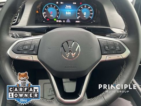 Used 2024 Volkswagen Atlas Cross Sport SE w/ Panoramic Sunroof Package FWD image 19