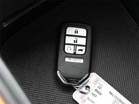 Used 2022 Honda CR-V Touring image 18