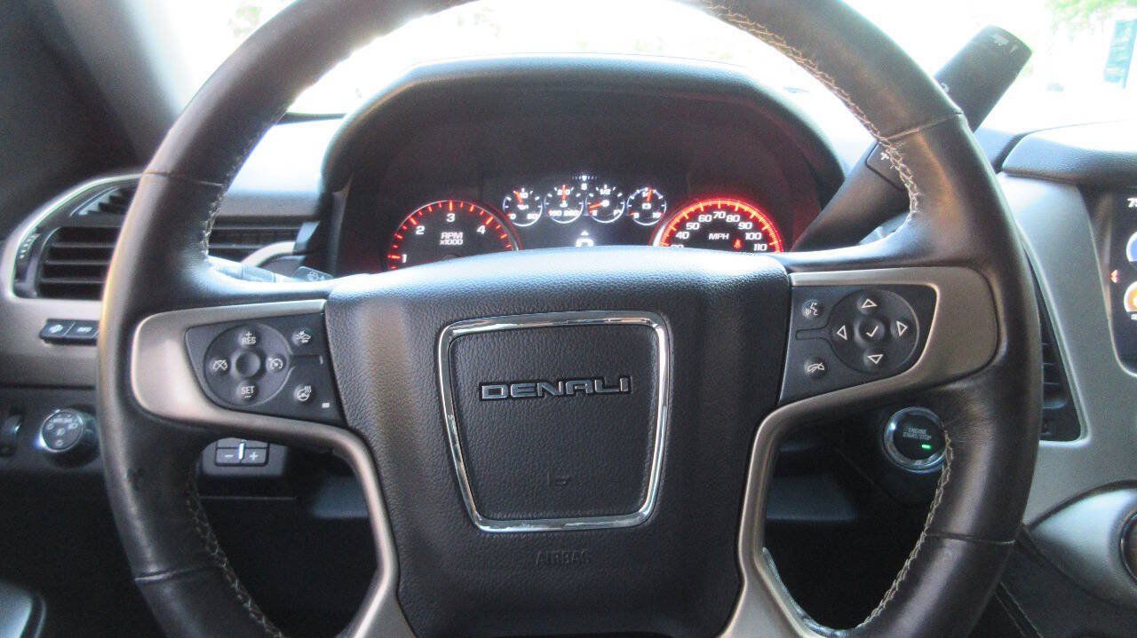 Used 2016 GMC Yukon XL Denali w/ Open Road Package RWD image 39