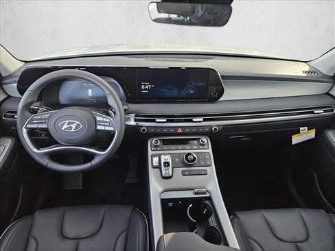 Certified 2025 Hyundai Palisade XRT image 11