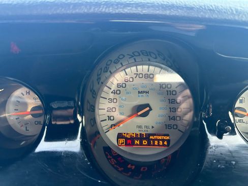 Used 2000 Plymouth Prowler image 33