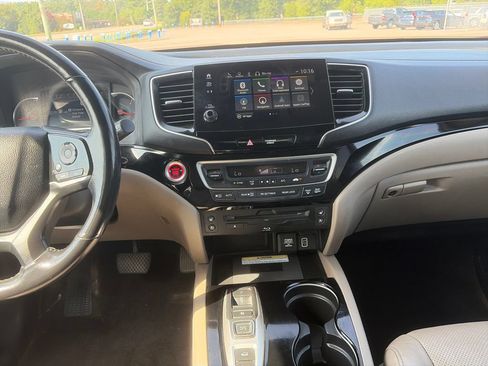 Used 2019 Honda Pilot Elite image 20