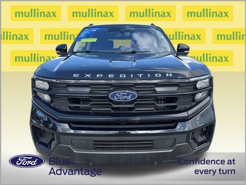 Certified 2025 Ford Expedition Max Active RWD image 11