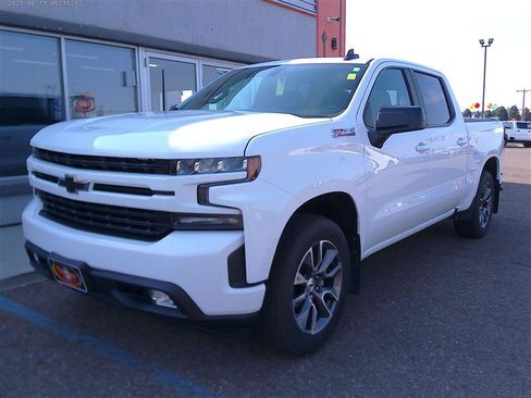 Used 2019 Chevrolet Silverado 1500 RST AWD/4WD image 1