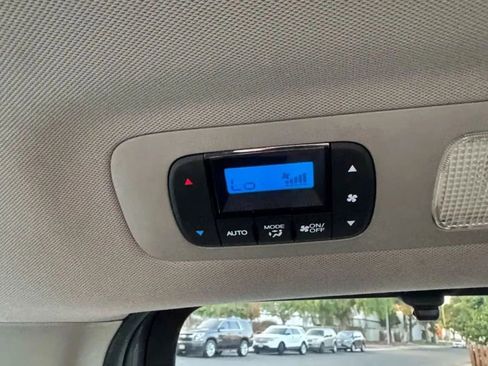 Used 2012 Honda Odyssey EX-L image 24