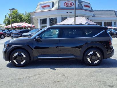 Used 2026 Kia EV9 Wind